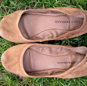8 Wide Lucky Brand Emmi Flats